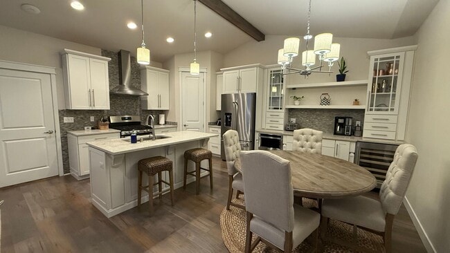 Building Photo - Furnished Ranch Style Condo W/Garage off Sand Lake/Kincaid. Must see. Available NOW!