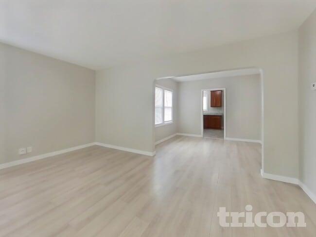 Photo - 627 Pierce St