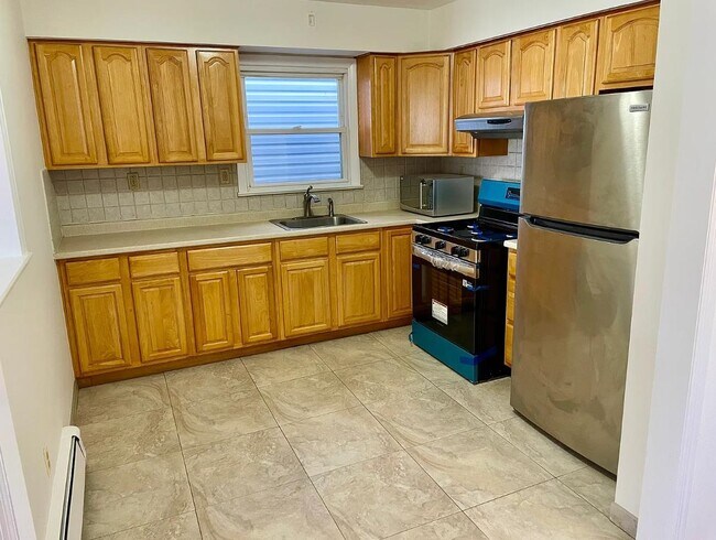 Photo - 203 Zabriskie St Unit 2