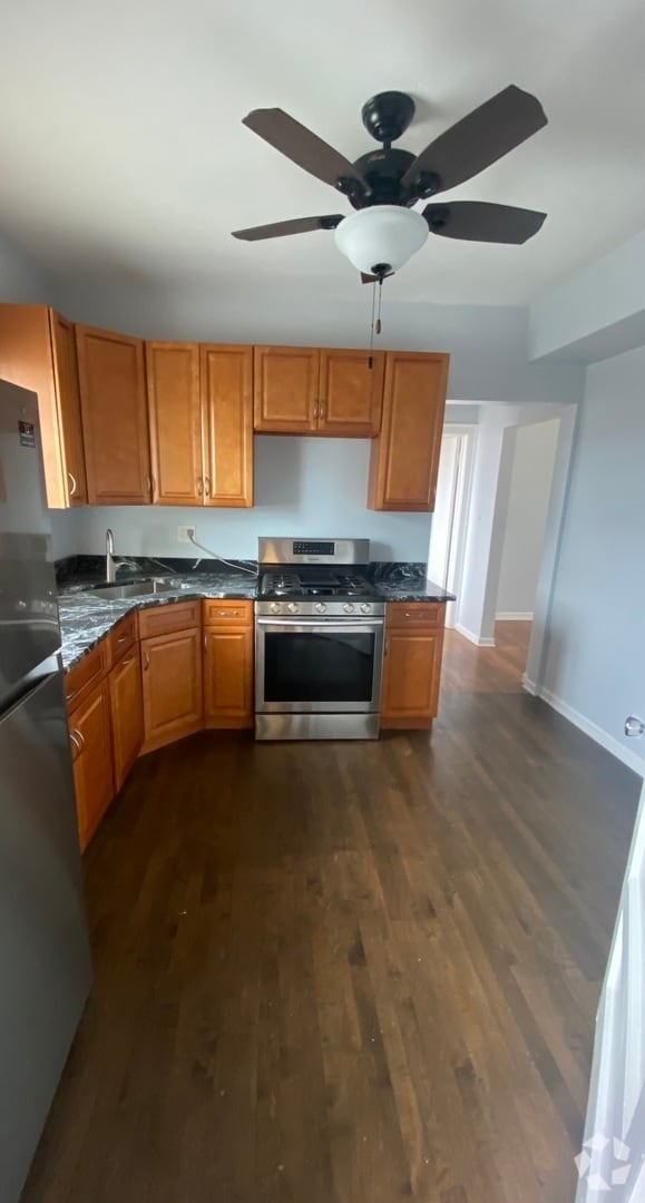 Building Photo - 6501 W School St Unit 2W Rental