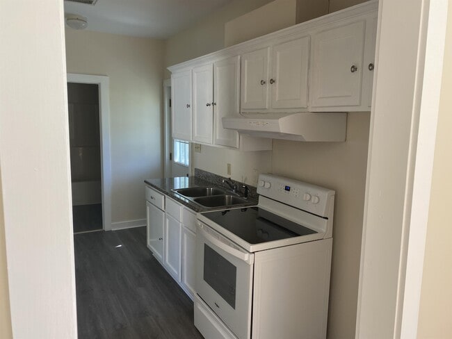 Photo - 8183 W Grenada St