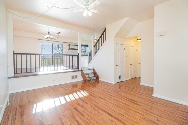 Photo - 6280 Spring Knoll Dr