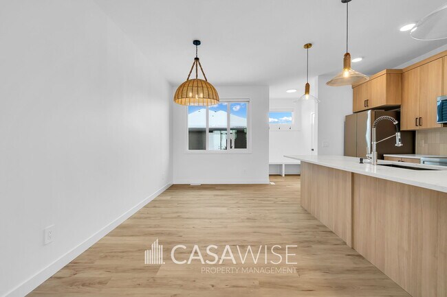 Photo - 203 Kinglet Blvd