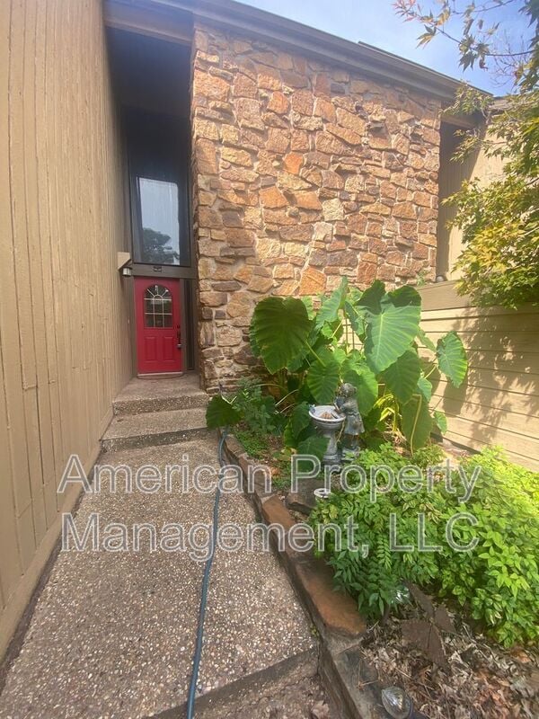 Photo - 6004 S Atlanta Ct
