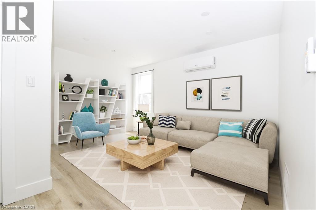 Photo - 13 Westinghouse Ave