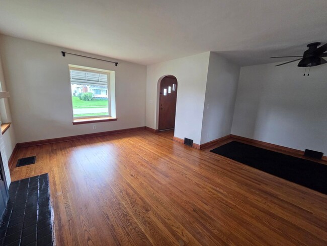 Photo - 124 High St