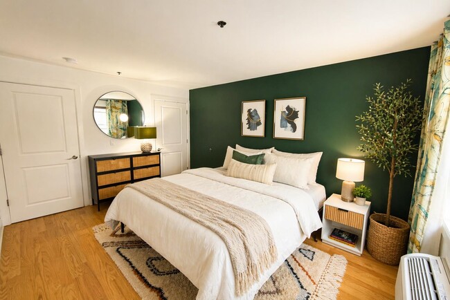 Photo - 5711 Jefferson St Unit 209