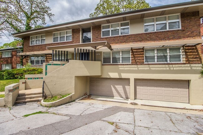 Building Photo - 8301 Delmar Blvd Unit 8301 1-W