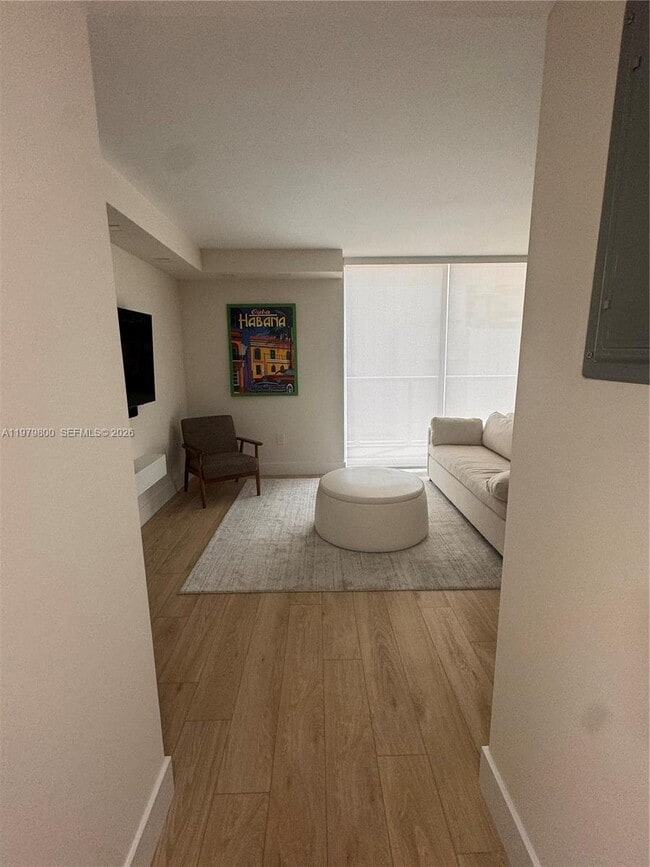 Photo - 2457 Collins Ave Unit 1105