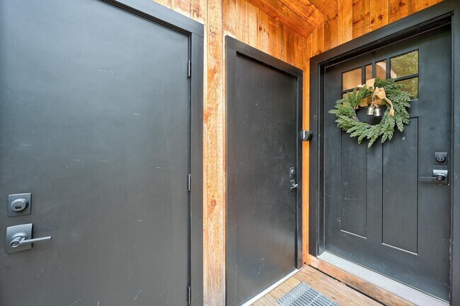 Photo - 22 Pudding Pond Dr Unidad 1