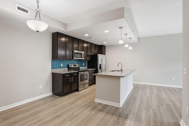 Photo - 3605 High Ridge Rd Unit 204