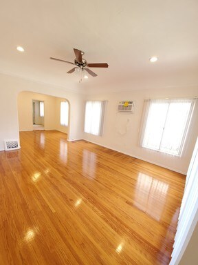 435-437 N Hayworth Ave