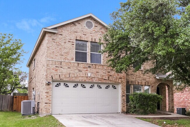 Photo - 629 Gibson St