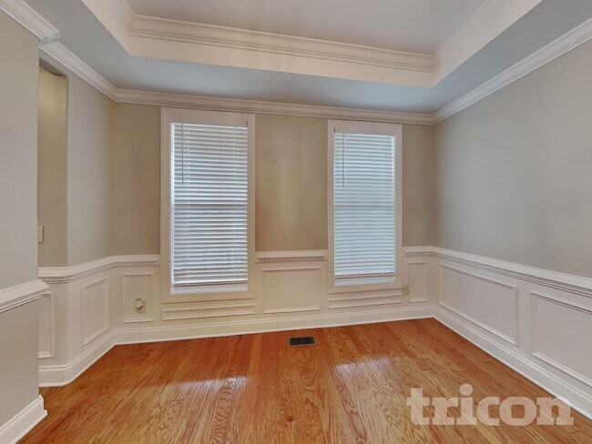 Photo - 448 Big Willow Way