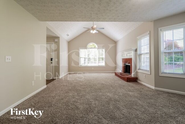 Photo - 871 Windward Rd