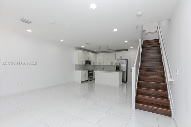 Photo - 2610 NE 213th St Unidad 103