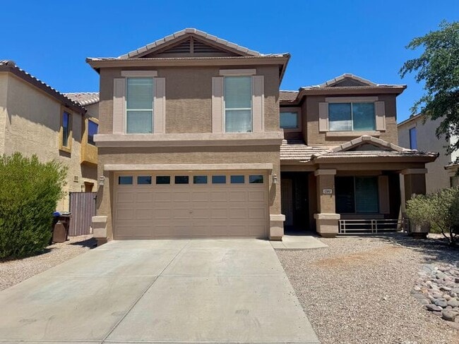 Building Photo - Stunning 4Bedrooms/2.5 Bath Home!