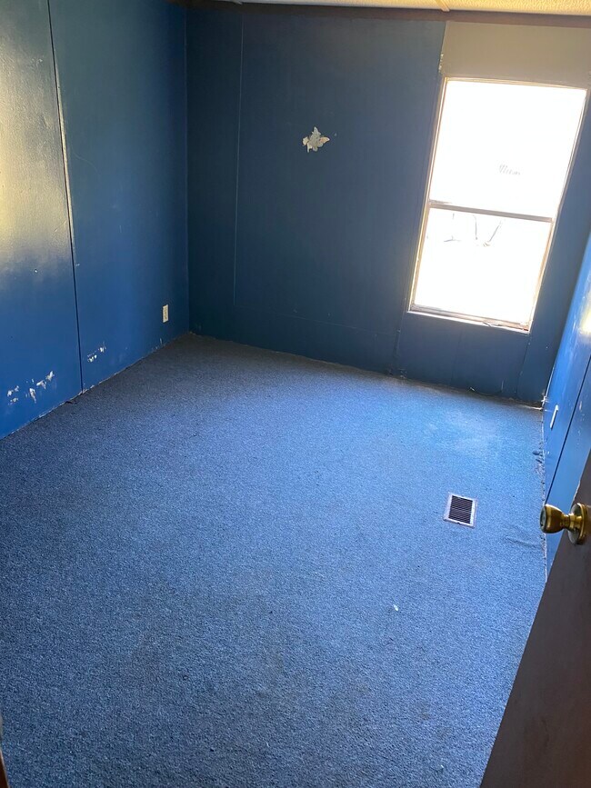 Photo - 100 Lunsford Cir