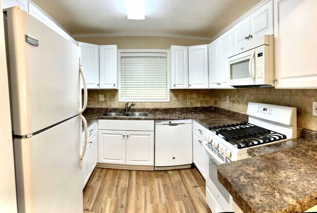 Photo - 110 Countryside Pl