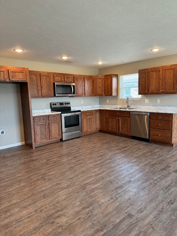 Photo - 919-921 W Stewart St Unit 919