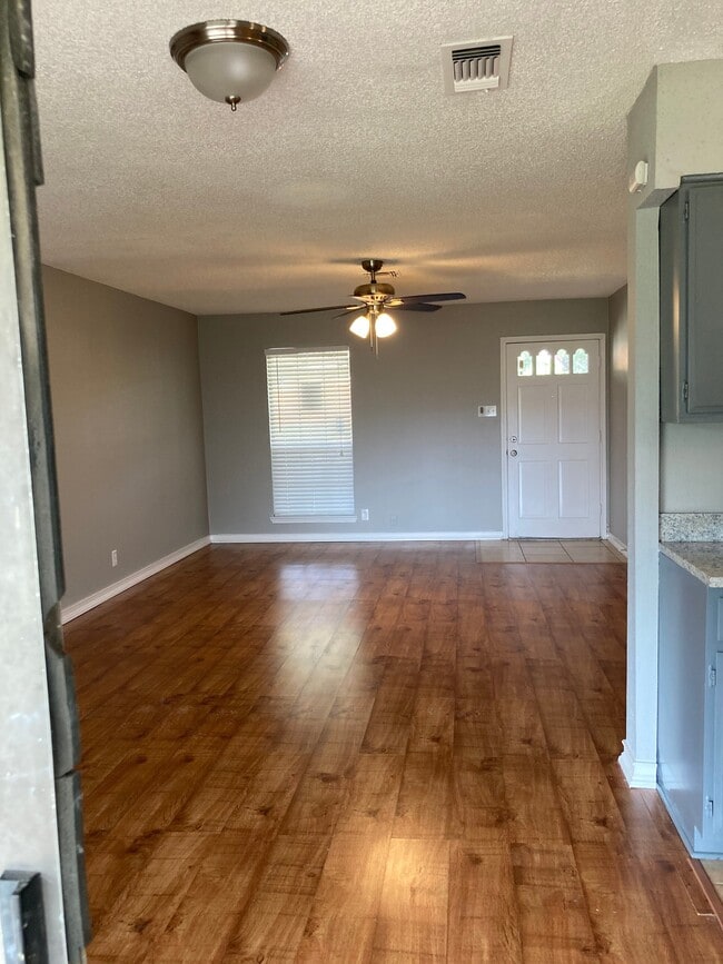 4527 Lakebend W Dr