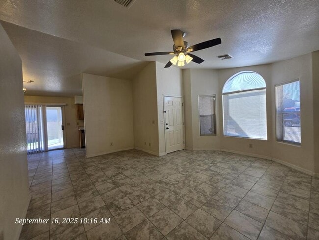 Photo - 3757 Lass Ave