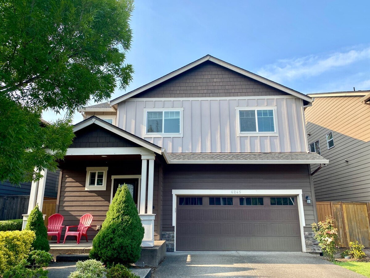 Beautiful 4 BD* 2.5 BA* Single Family Home... - Beautiful 4 BD* 2.5 BA* Single Family Home...