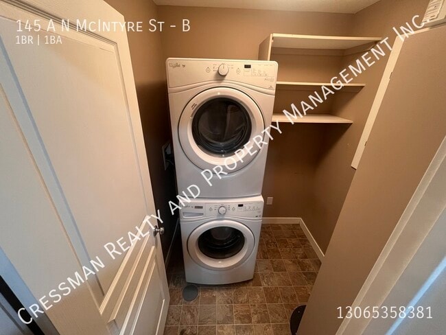 Photo - 1 Bed, 1 bath Basement suite located in Churchill downs