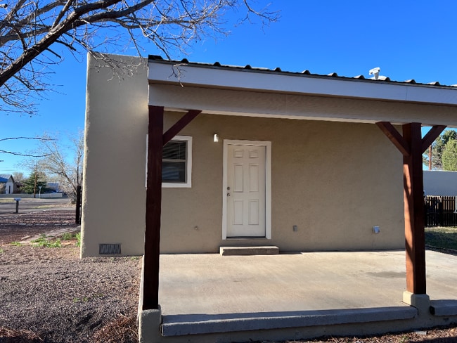 Photo - 201 E Lockhart Ave