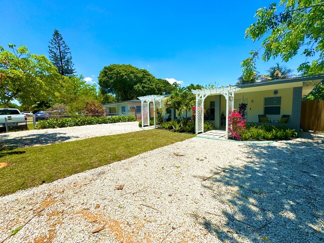 Building Photo - 941 SW 29th St