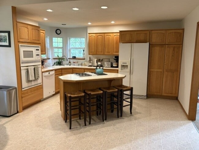 Photo - Relax and Unwind in This Beautiful Gig Harbor Rental