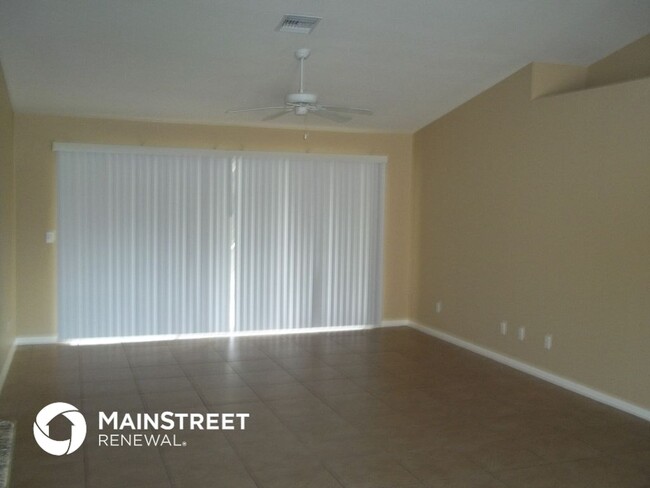 Building Photo - 173 Aurora Ave S Rental