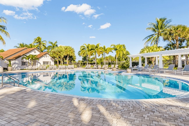Photo - Oasis Delray Beach Apartments