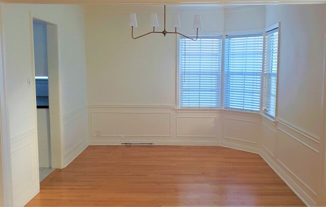 Photo - 10435 Ashton Ave Unit 10439