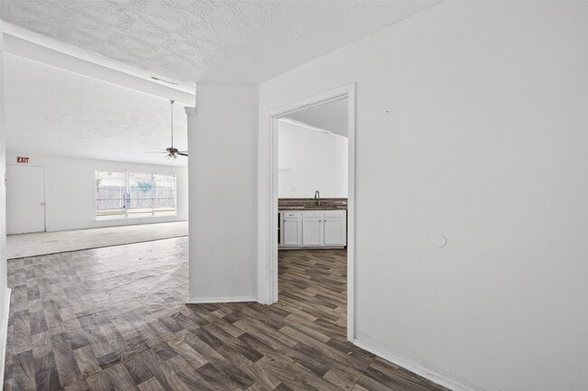 Photo - 8203 Lone Quail Dr