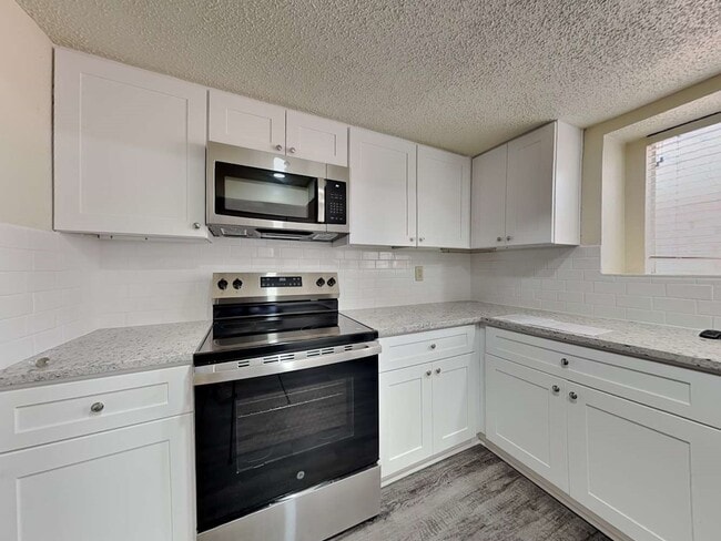 Photo - 6946 Maple Fox Dr