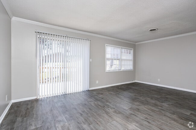 3BR, 2.5BA - 1,125SF - Living Room
