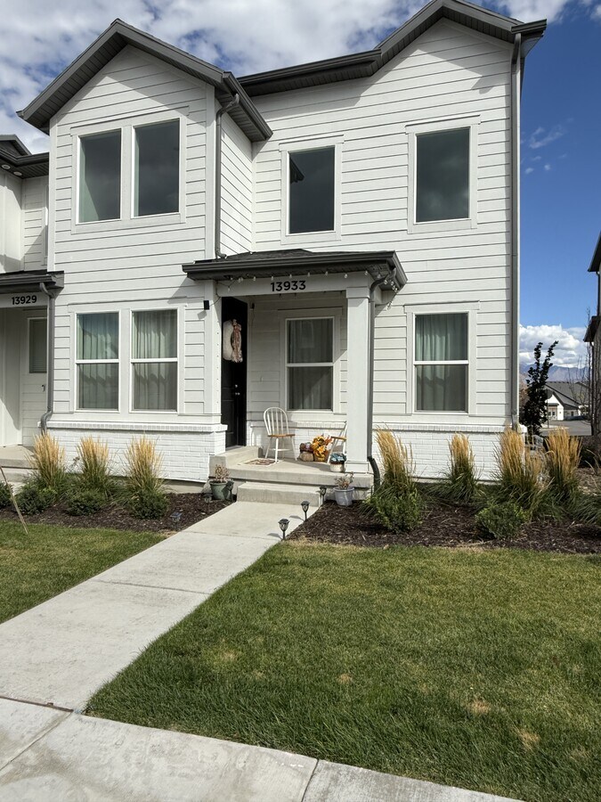 Photo - 13933 Canaan Peak Dr