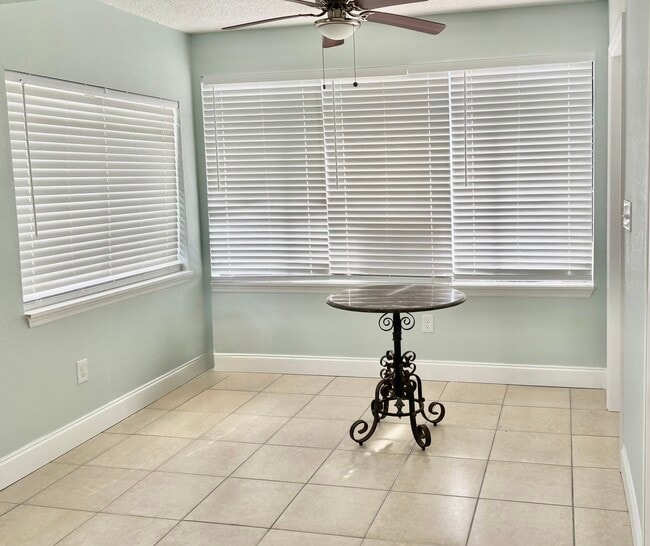 Photo - 107 176th Ter W