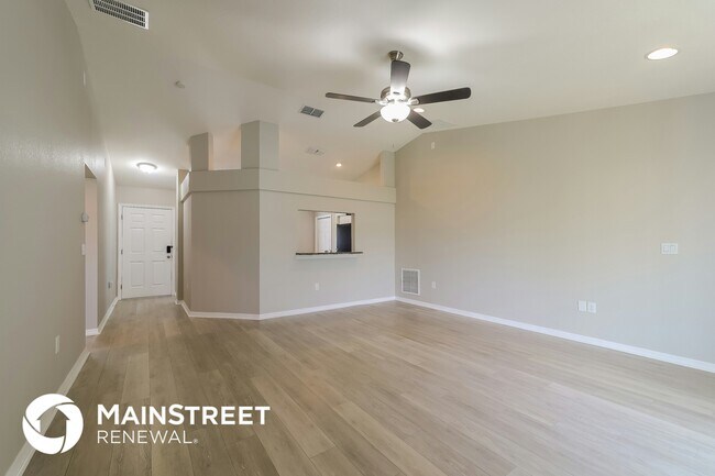 Photo - 1040 Condor Dr