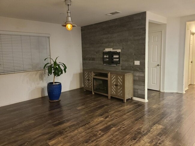 Photo - Beaumont 4 bedroom home in Gated Community