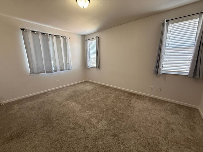 Photo - 9435 Sea Cliff Way