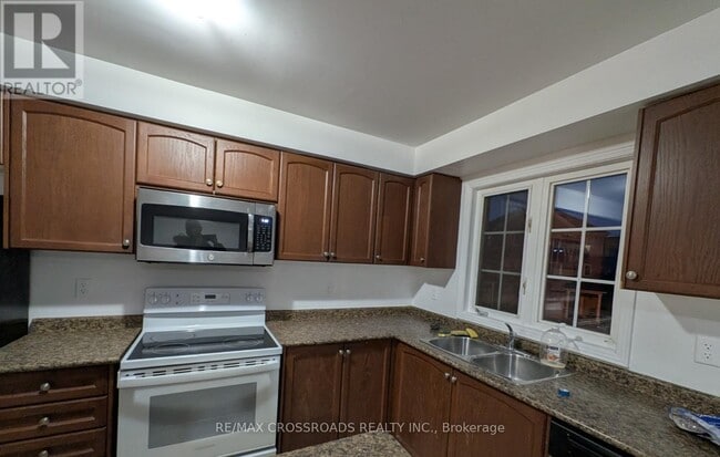 Photo - 21 Wilkes Crescent