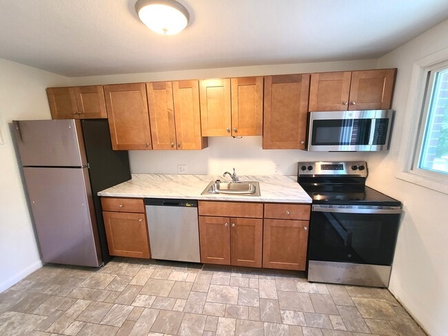 Photo - 121 Great Rd