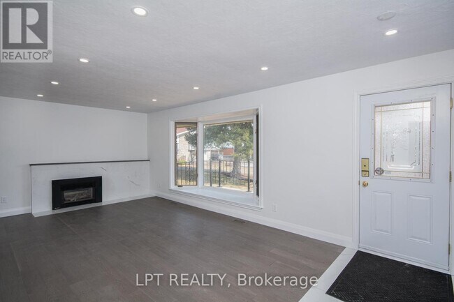 Photo - 2317 Elmira Dr