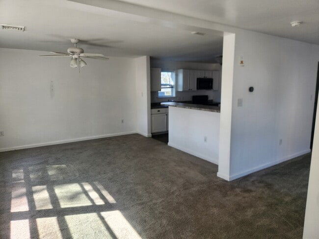 Photo - 81 Bay View Ave Unidad 2