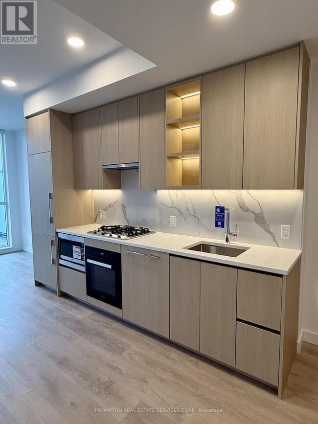 Photo - 68 Esther Shiner Blvd Unit 258