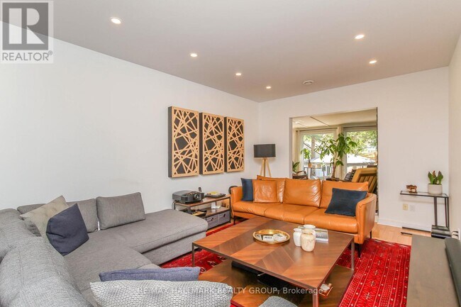 Photo - 244 Greensway Ave
