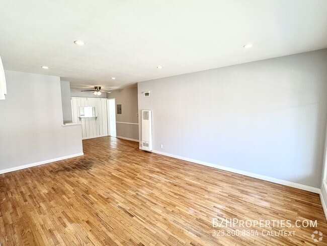 Building Photo - Charming 1Bedroom 1Bathroom In Valley Village Unit 5 Rental