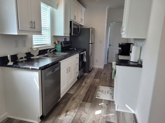 5603 Eugene Dr